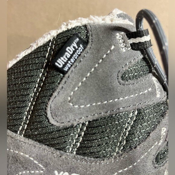 Sz 9.5 VASQUE WOMENS WINTER BOOTS - Picture 8 of 11